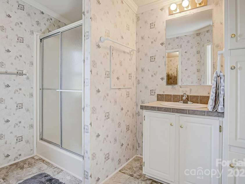 425 Knotty Pine Circle, Salisbury, NC 28146.  MLS# CAR4277180, YatesRealty ID 24857. 