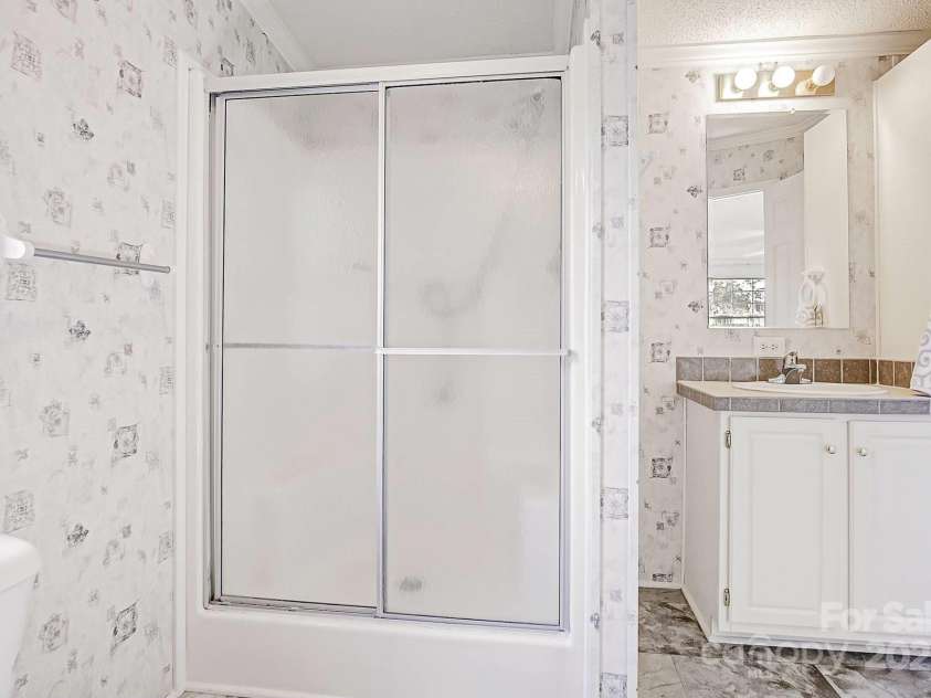 425 Knotty Pine Circle, Salisbury, NC 28146.  MLS# CAR4277180, YatesRealty ID 24857. 