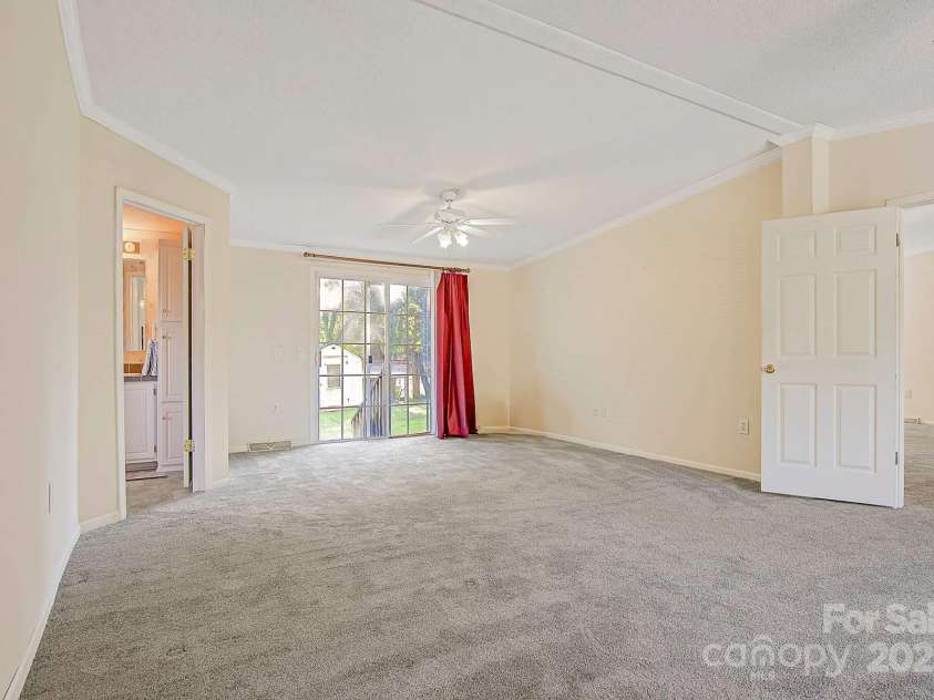 425 Knotty Pine Circle, Salisbury, NC 28146.  MLS# CAR4277180, YatesRealty ID 24857. 