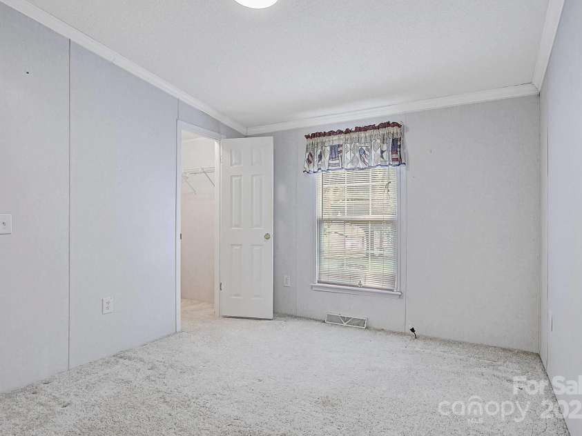 425 Knotty Pine Circle, Salisbury, NC 28146.  MLS# CAR4277180, YatesRealty ID 24857. 