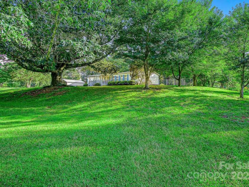 425 Knotty Pine Circle, Salisbury, NC 28146.  MLS# CAR4277180, YatesRealty ID 24857. 