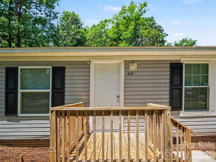 430 Charolais Drive, Salisbury, NC 28146.  MLS# CAR4384082, YatesRealty ID 24858. 