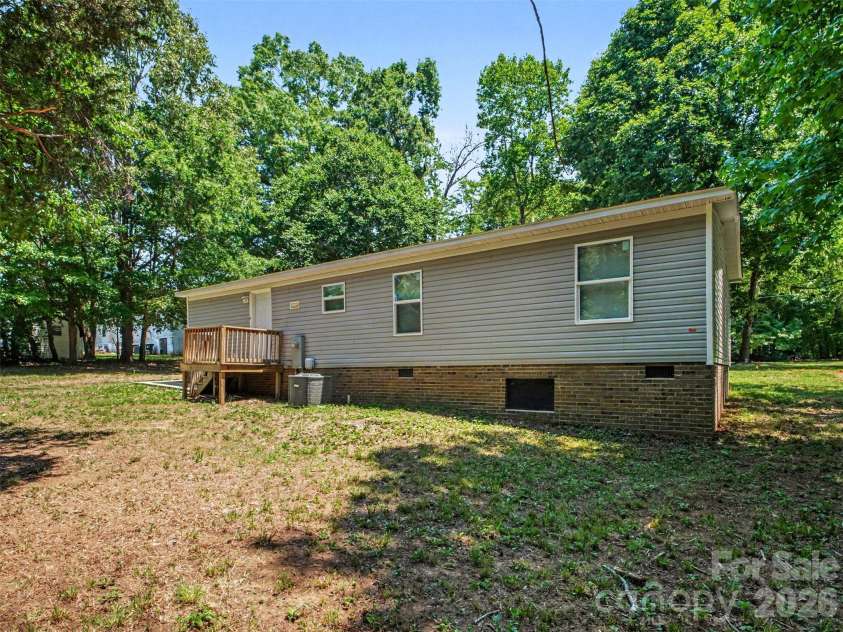 430 Charolais Drive, Salisbury, NC 28146.  MLS# CAR4384082, YatesRealty ID 24858. 