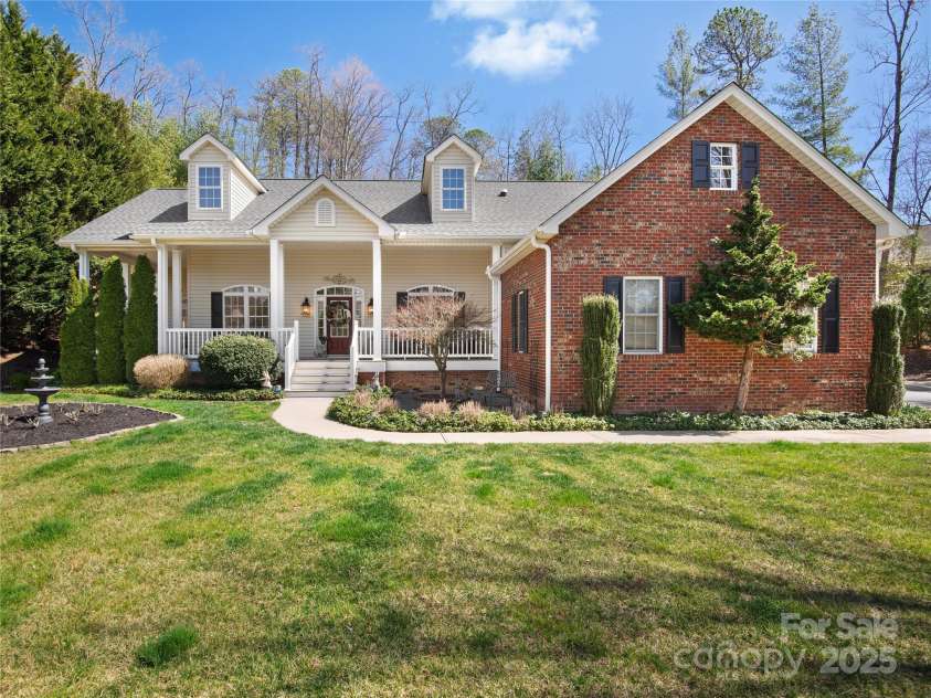 155 Jonathan Creek Drive, Etowah, NC 28729.  MLS# CAR4237572, YatesRealty ID 2486. 
