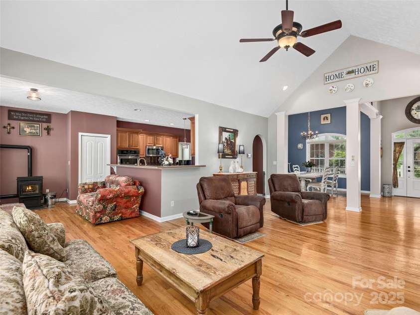 155 Jonathan Creek Drive, Etowah, NC 28729.  MLS# CAR4237572, YatesRealty ID 2486. 