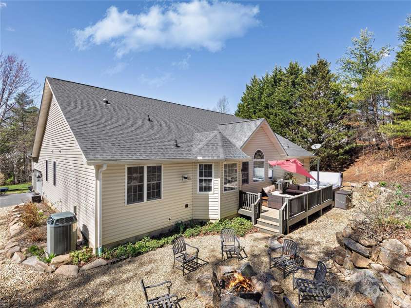 155 Jonathan Creek Drive, Etowah, NC 28729.  MLS# CAR4237572, YatesRealty ID 2486. 