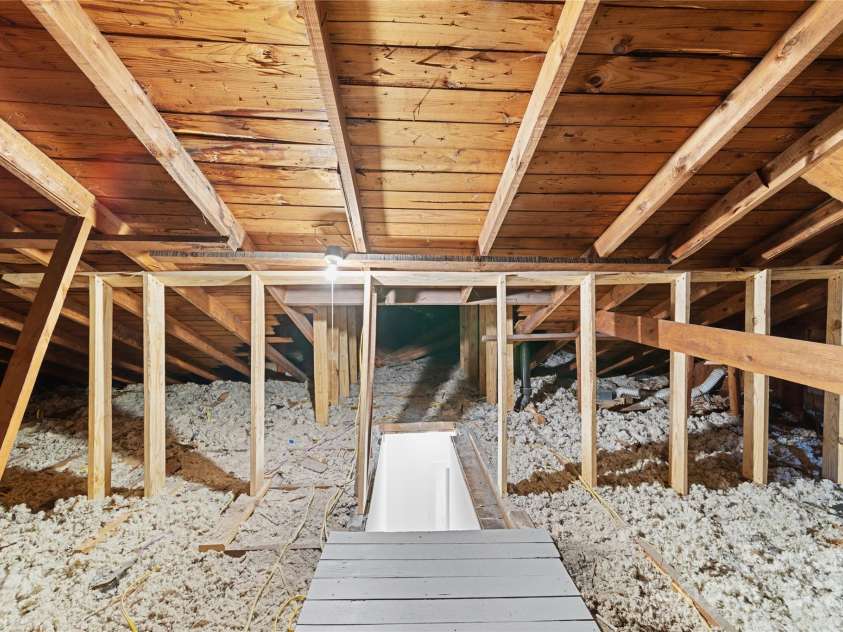 208 Hall Street, Wadesboro, NC 28170.  MLS# CAR4326089, YatesRealty ID 2486. 