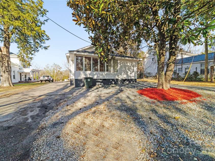 208 Hall Street, Wadesboro, NC 28170.  MLS# CAR4326089, YatesRealty ID 2486. 