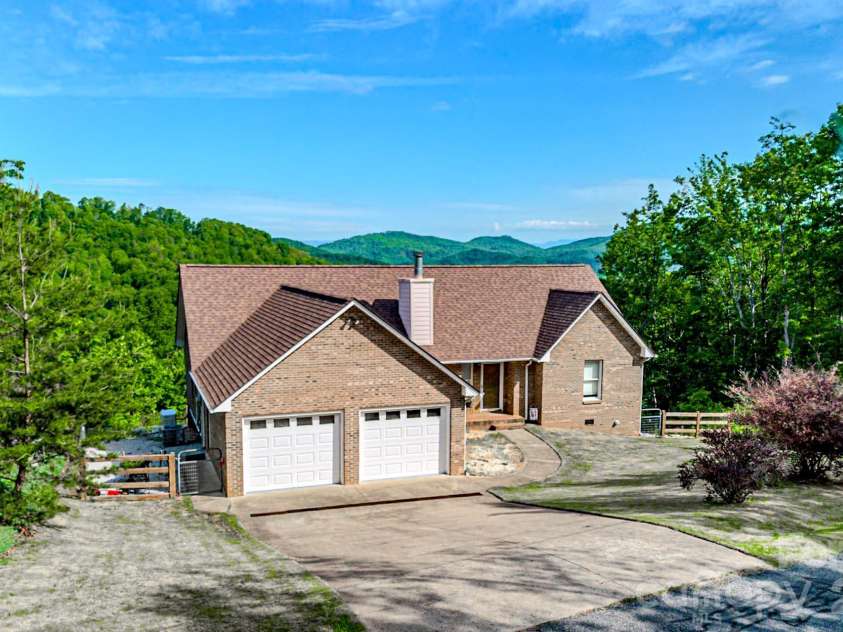 485 Mountain Lookout Drive, Bostic, NC 28018.  MLS# CAR4352061, YatesRealty ID 2486. 