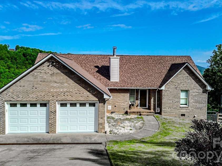 485 Mountain Lookout Drive, Bostic, NC 28018.  MLS# CAR4352061, YatesRealty ID 2486. 