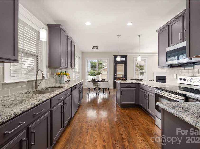 10102 Tolleson Avenue, Charlotte, NC 28277.  MLS# CAR4245861, YatesRealty ID 24861. 