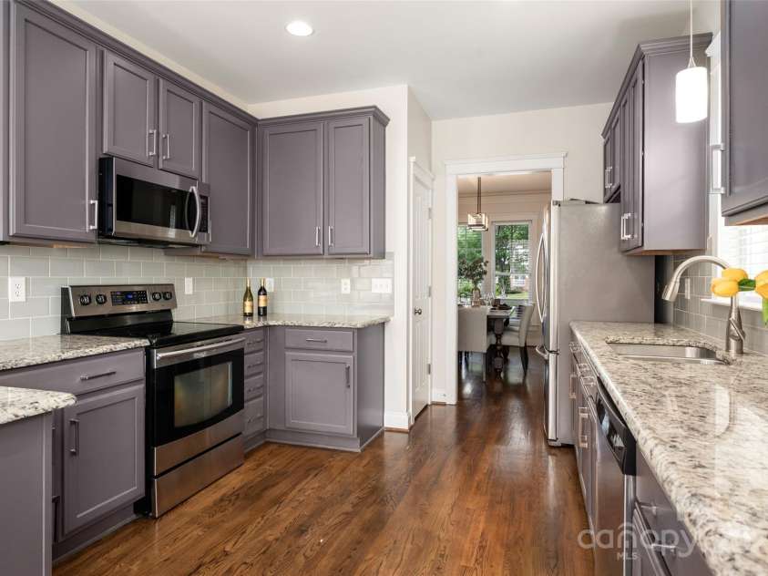10102 Tolleson Avenue, Charlotte, NC 28277.  MLS# CAR4245861, YatesRealty ID 24861. 