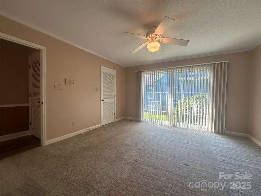 195 Keats Road, Mooresville, NC 28117.  MLS# CAR4274382, YatesRealty ID 24862. 