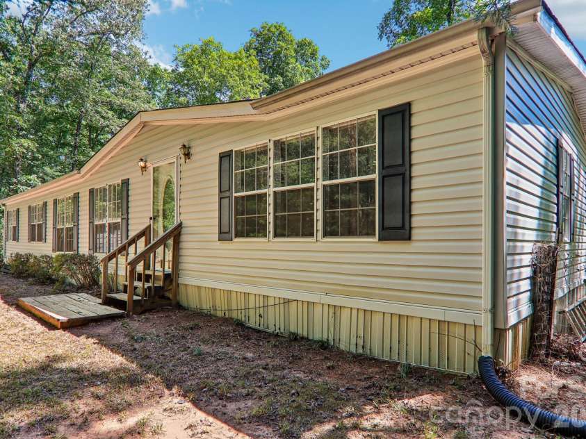 125 Cove Creek Drive, Rutherfordton, NC 28139.  MLS# CAR4384010, YatesRealty ID 24863. 