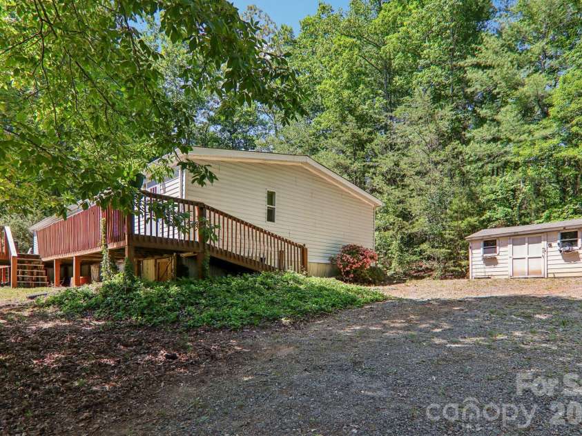 125 Cove Creek Drive, Rutherfordton, NC 28139.  MLS# CAR4384010, YatesRealty ID 24863. 
