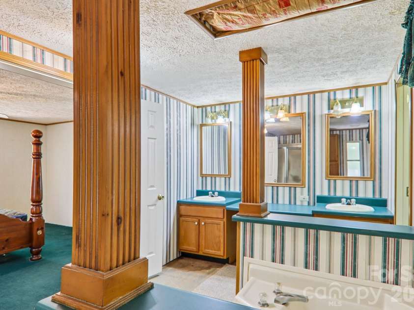 125 Cove Creek Drive, Rutherfordton, NC 28139.  MLS# CAR4384010, YatesRealty ID 24863. 