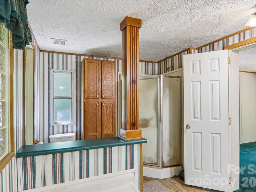 125 Cove Creek Drive, Rutherfordton, NC 28139.  MLS# CAR4384010, YatesRealty ID 24863. 