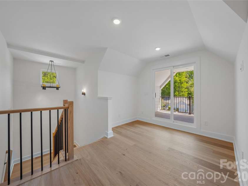 2812 Phillips Avenue, Charlotte, NC 28208.  MLS# CAR4380332, YatesRealty ID 24864. 