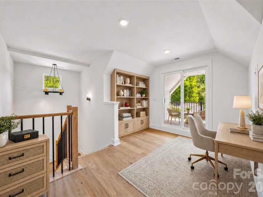 2812 Phillips Avenue, Charlotte, NC 28208.  MLS# CAR4380332, YatesRealty ID 24864. 