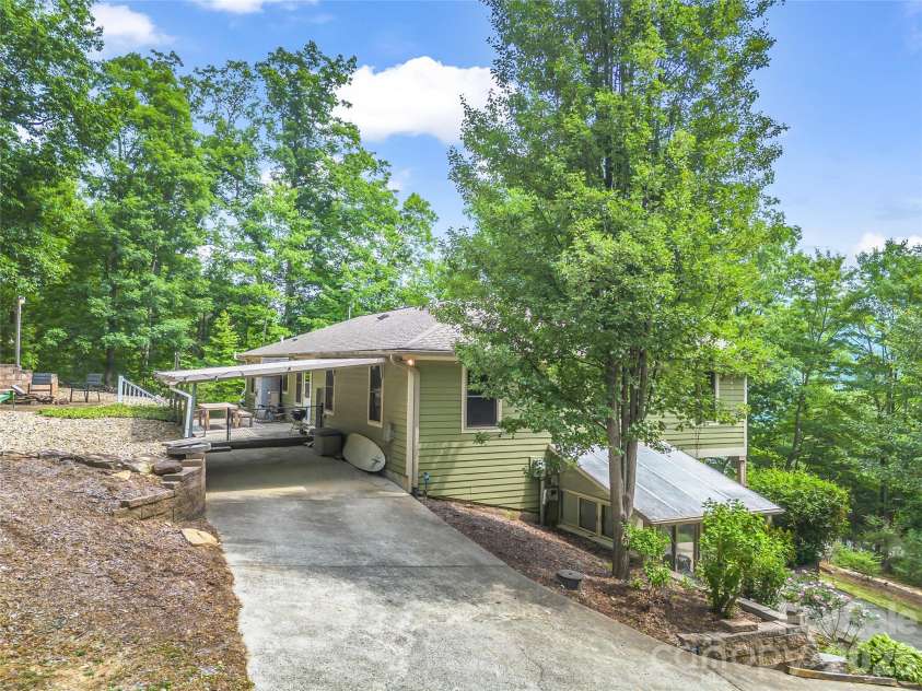 122 Raptor Court, Lake Lure, NC 28746.  MLS# CAR4383793, YatesRealty ID 24865. 