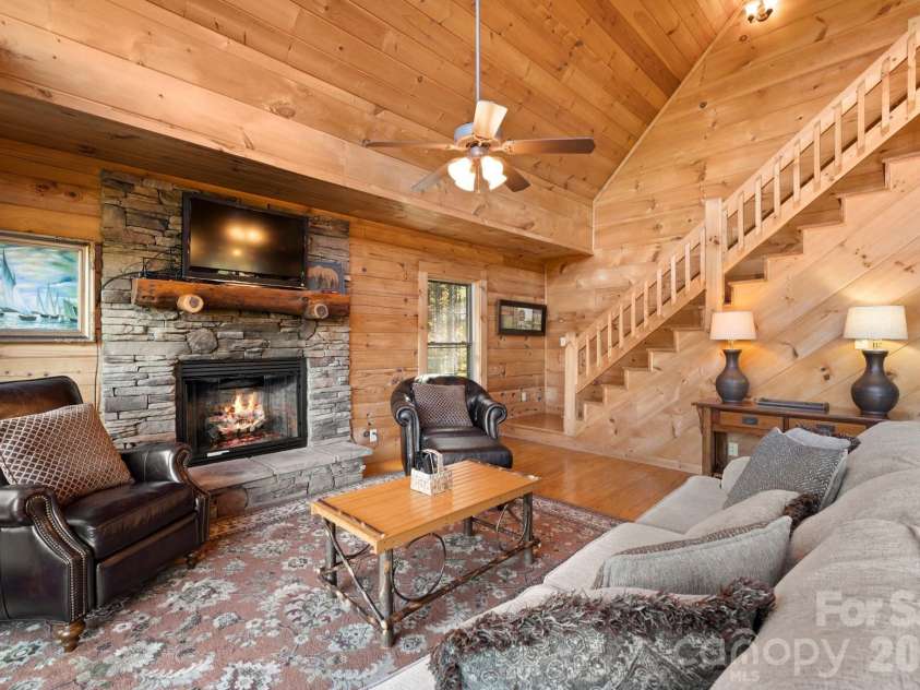 105 Palisade Drive, Mill Spring, NC 28756.  MLS# CAR4384255, YatesRealty ID 24866. 