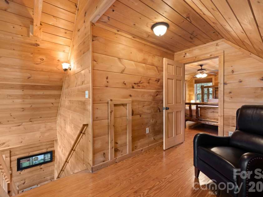 105 Palisade Drive, Mill Spring, NC 28756.  MLS# CAR4384255, YatesRealty ID 24866. 
