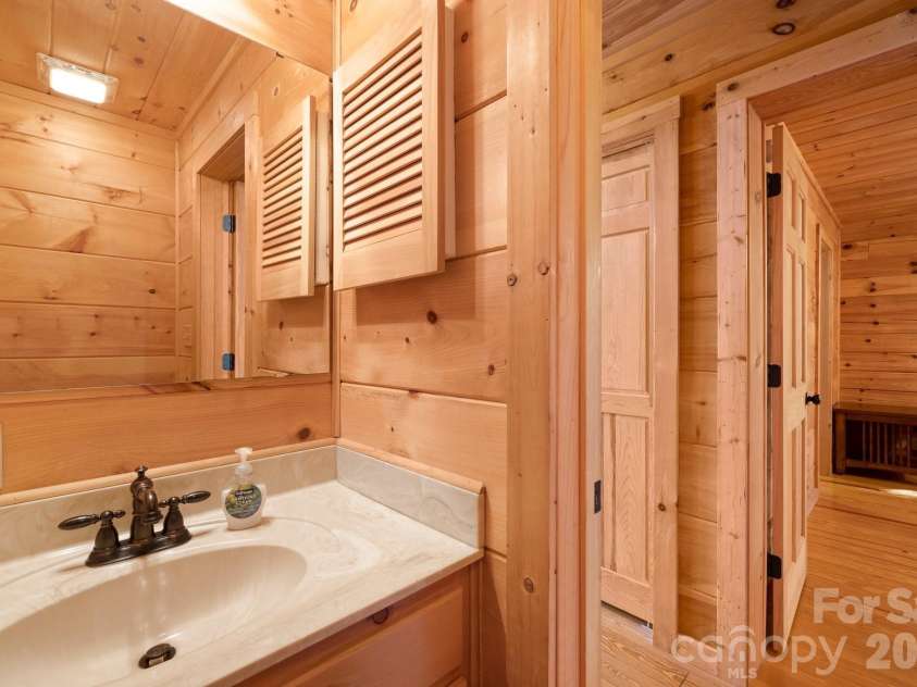 105 Palisade Drive, Mill Spring, NC 28756.  MLS# CAR4384255, YatesRealty ID 24866. 