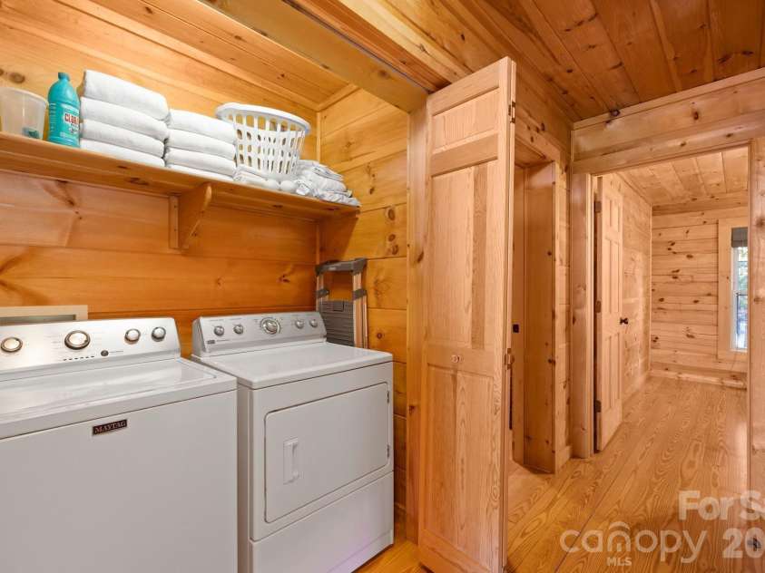 105 Palisade Drive, Mill Spring, NC 28756.  MLS# CAR4384255, YatesRealty ID 24866. 