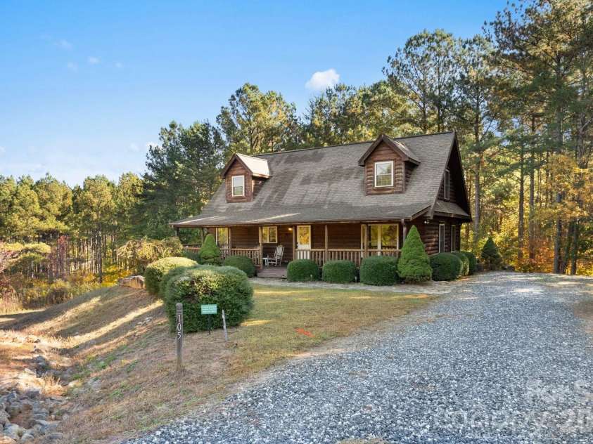 105 Palisade Drive, Mill Spring, NC 28756.  MLS# CAR4384255, YatesRealty ID 24866. 