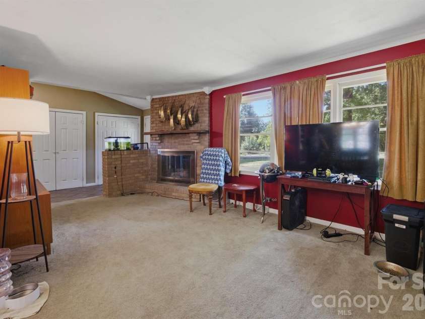 3634 Brookwood Drive, Maiden, NC 28650.  MLS# CAR4371987, YatesRealty ID 24867. 