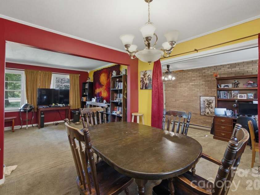 3634 Brookwood Drive, Maiden, NC 28650.  MLS# CAR4371987, YatesRealty ID 24867. 