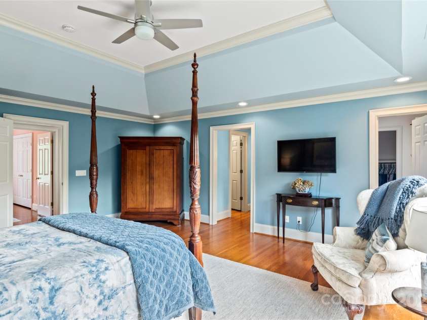 3129 Bentley Court, Winston Salem, NC 27104.  MLS# CAR4272483, YatesRealty ID 24868. 