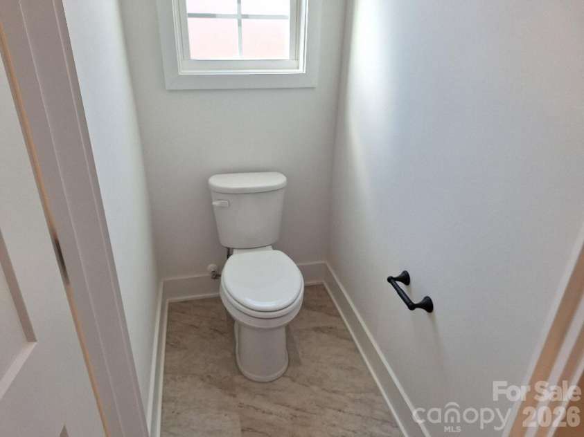 5115 Colchester Court, Catawba, NC 28609.  MLS# CAR4366234, YatesRealty ID 24868. Primary Bathroom Water Closet