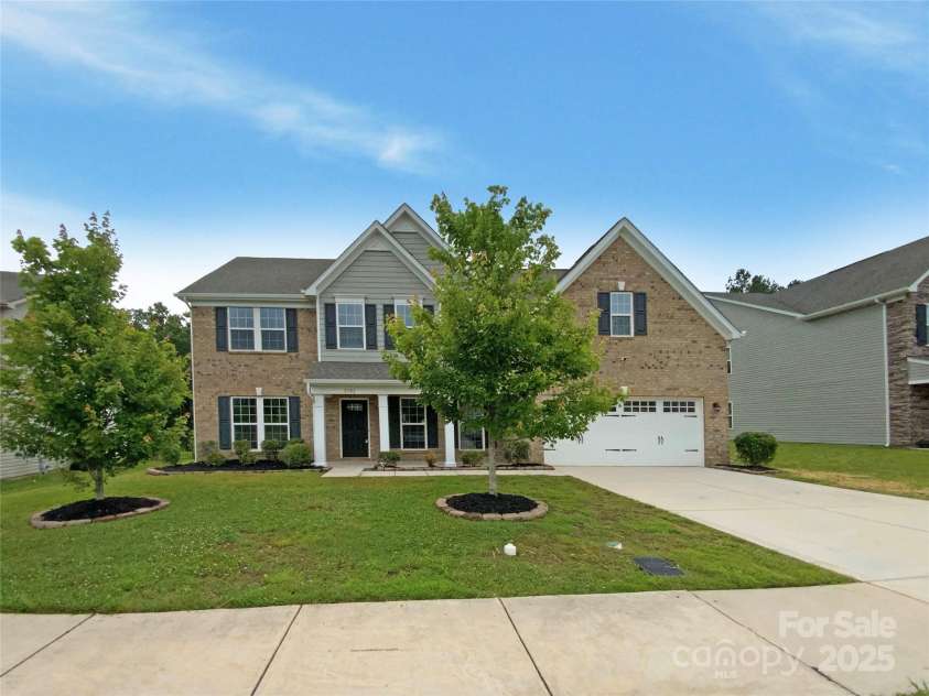 2382 Drake Mill Lane, Concord, NC 28025.  MLS# CAR4272161, YatesRealty ID 24869. 