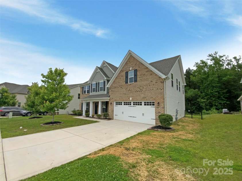 2382 Drake Mill Lane, Concord, NC 28025.  MLS# CAR4272161, YatesRealty ID 24869. 