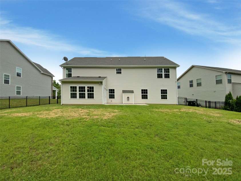 2382 Drake Mill Lane, Concord, NC 28025.  MLS# CAR4272161, YatesRealty ID 24869. 