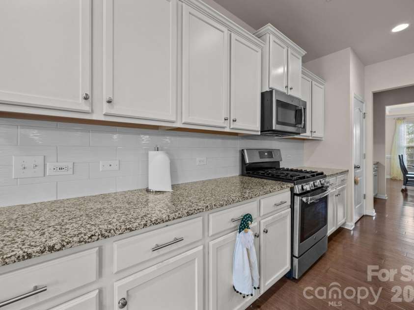 4028 Whittier Lane, Tega Cay, SC 29708.  MLS# CAR4373677, YatesRealty ID 24869. 