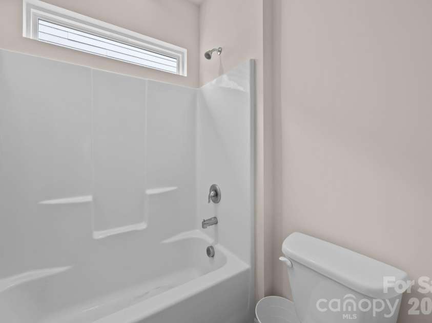 4028 Whittier Lane, Tega Cay, SC 29708.  MLS# CAR4373677, YatesRealty ID 24869. 
