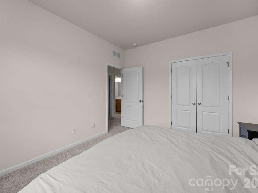 4028 Whittier Lane, Tega Cay, SC 29708.  MLS# CAR4373677, YatesRealty ID 24869. 