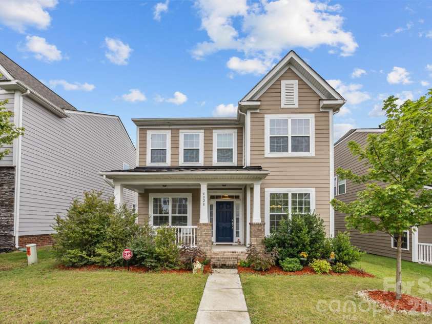 4028 Whittier Lane, Tega Cay, SC 29708.  MLS# CAR4373677, YatesRealty ID 24869. 