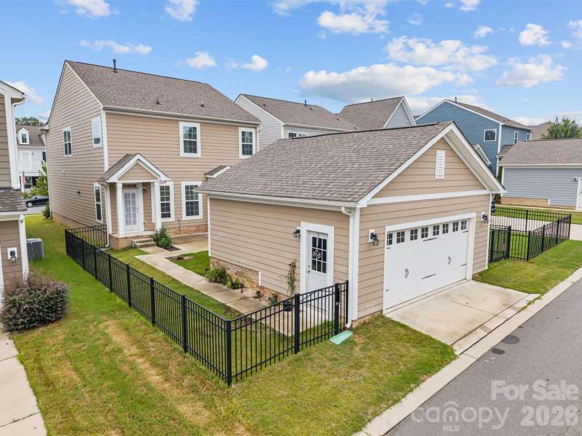 4028 Whittier Lane, Tega Cay, SC 29708.  MLS# CAR4373677, YatesRealty ID 24869. 