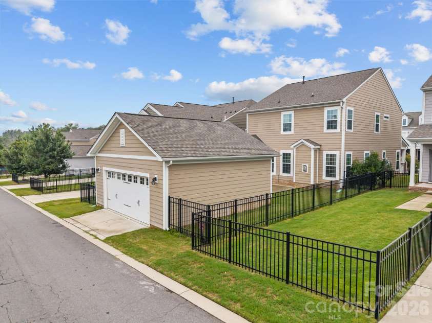 4028 Whittier Lane, Tega Cay, SC 29708.  MLS# CAR4373677, YatesRealty ID 24869. 