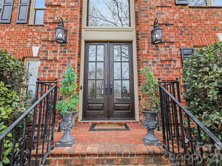 6919 Seton House Lane, Charlotte, NC 28277.  MLS# CAR4350375, YatesRealty ID 2487. 