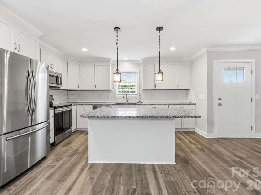 2601 Penninger Road, Concord, NC 28025.  MLS# CAR4381603, YatesRealty ID 24870. What a delightful Kitchen!