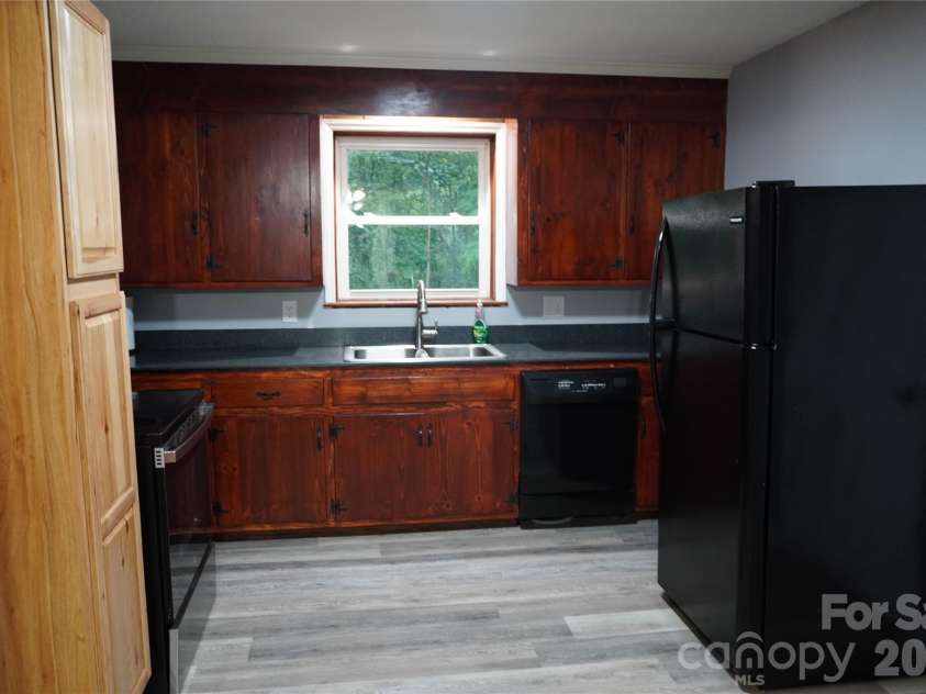 187 Owens Street, Ellenboro, NC 28040.  MLS# CAR4385447, YatesRealty ID 24871. 