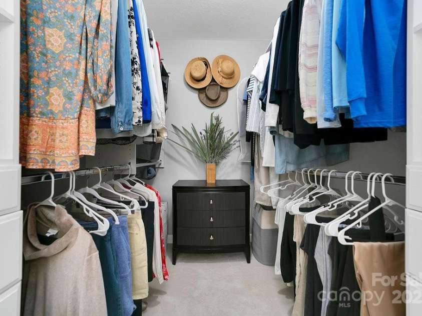 92 Nodatsi Court, Brevard, NC 28712.  MLS# CAR4268723, YatesRealty ID 24873. Walk-in closet