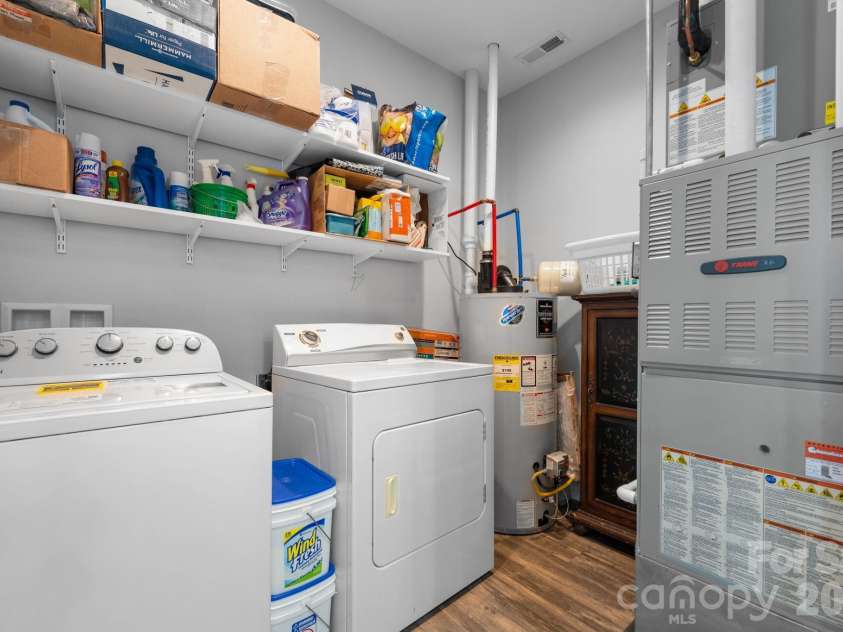202 Ivy Court, Morganton, NC 28655.  MLS# CAR4384932, YatesRealty ID 24874. Main level laundry