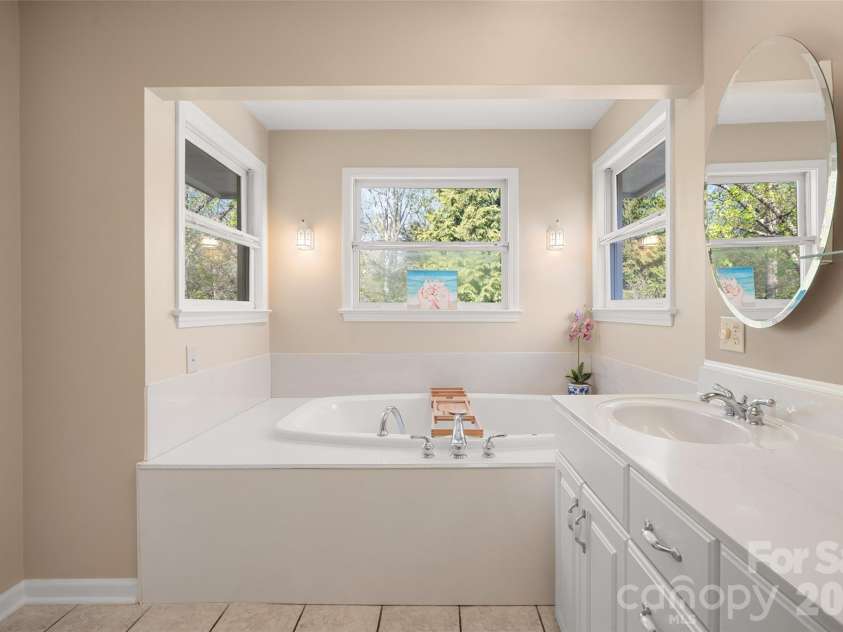 6 Mulberry Drive, Arden, NC 28704.  MLS# CAR4369188, YatesRealty ID 24876. 