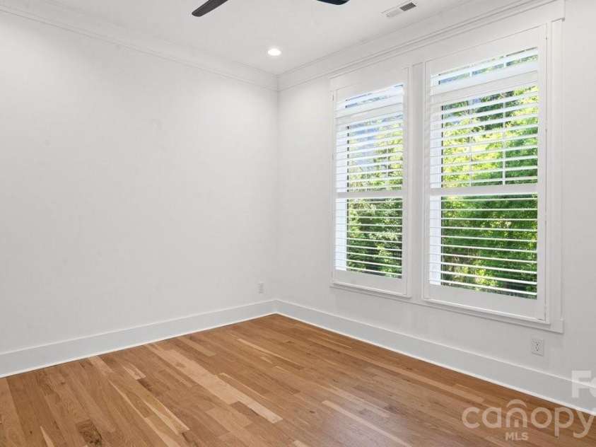 14140 Shelburne Village Drive, Charlotte, NC 28278.  MLS# CAR4375339, YatesRealty ID 24877. 