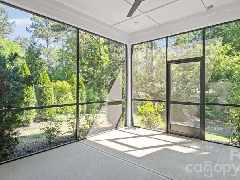 14140 Shelburne Village Drive, Charlotte, NC 28278.  MLS# CAR4375339, YatesRealty ID 24877. 